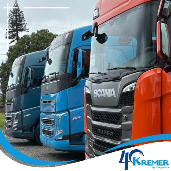 KREMER AMPLIA A FROTA COM QUATRO NOVAS CARRETAS