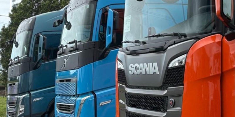 KREMER AMPLIA A FROTA COM QUATRO NOVAS CARRETAS